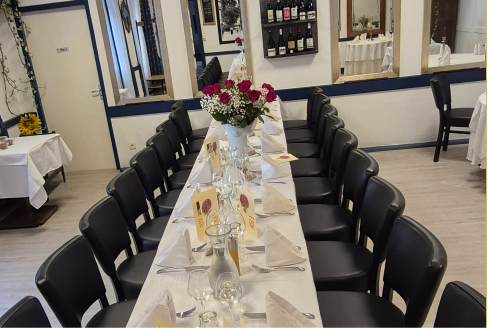 Repas de groupe - Aux Lys D'Or - restaurant realville - restaurant caussade - restaurant sympa REALVILLE